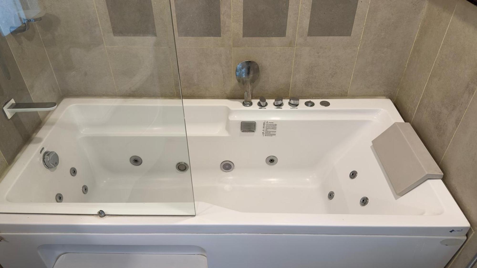 Centaurus Apartments Islamabad Zewnętrze zdjęcie